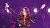 Demi Lovato interpreta "Heart Attack" en evento de salud cardíaca