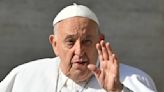 Papa dice que sus críticos conservadores en EU tienen ‘actitud suicida’