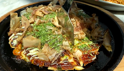 Chicago chef specializing in Japanese-style pancakes