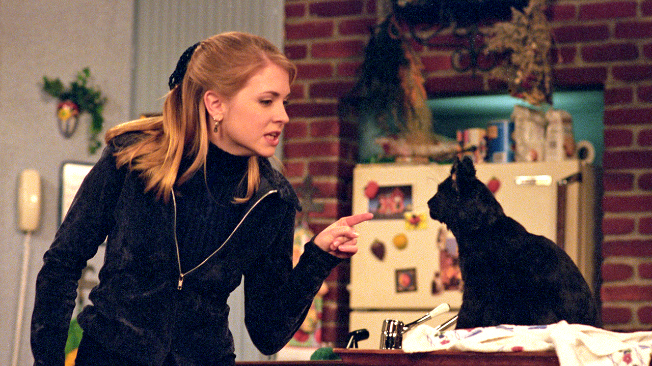 Melissa Joan Hart's childhood career paid for family's life: 'I wanted to be responsible'