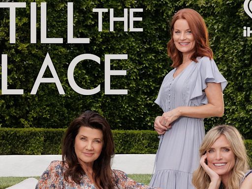 Courtney Thorne-Smith, Laura Leighton and Daphne Zuniga reunite