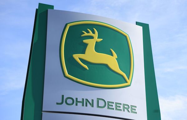 More Iowa John Deere layoffs announced