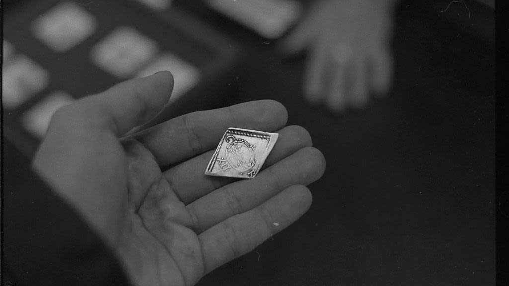 Brazilian artist steals coin from British Museum in controversial art project