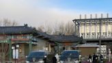 En Pekín, las funerarias con trabajadores enfermos intentan dar abasto bajo el COVID