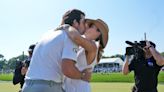 Davis Riley gets 1st individual PGA Tour win by 5 at Colonial in final group with Scheffler