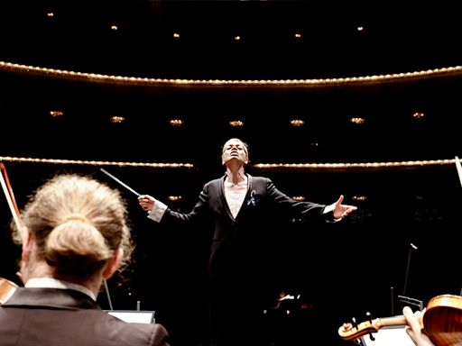 ‘Beethoven’s Nine’ Director Larry Weinstein Set Out to Make a Doc About the Famed Symphony — but Ended Up With His Most Personal Film Yet...