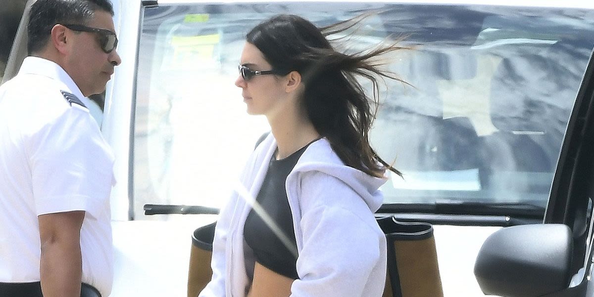 Kendall Jenner Proves That Supermodels Can Make Even Flip-Flops Look Glamorous