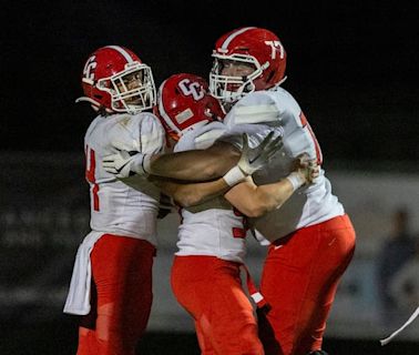 High school football: Crimson Cliffs survives scare from Stansbury in matchup of 4A powers