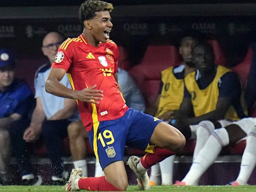 Spain beats France 2-1 to reach Euro 2024 final with Yamal youngest-ever scorer in tournament history - The Economic Times