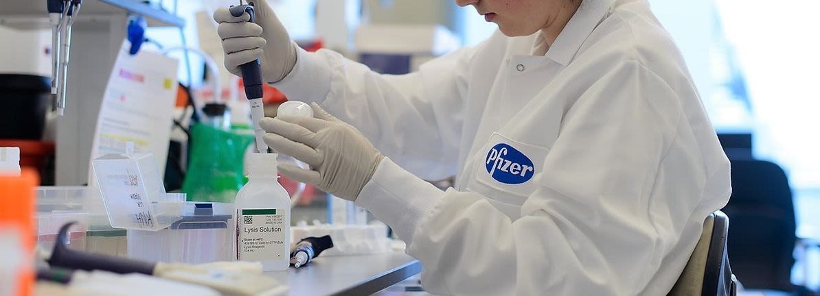 Do These 3 Checks Before Buying Pfizer Inc. (NYSE:PFE) For Its Upcoming Dividend
