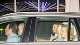 El rey Juan Carlos sale a celebrar con su hija Elena y Pedro Campos que ha ganado las regatas de Sanxenxo