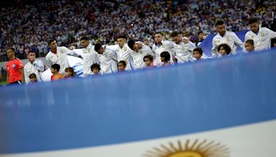 El BOLETÍN de la Selección argentina ante Ecuador: Dibu Martínez, HÉROE de un equipo que estuvo lejos de su mejor versión