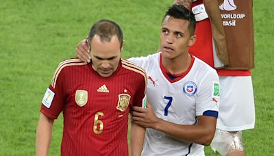 El sentido mensaje que Alexis Sánchez le dedicó a Andrés Iniesta por su retiro del fútbol