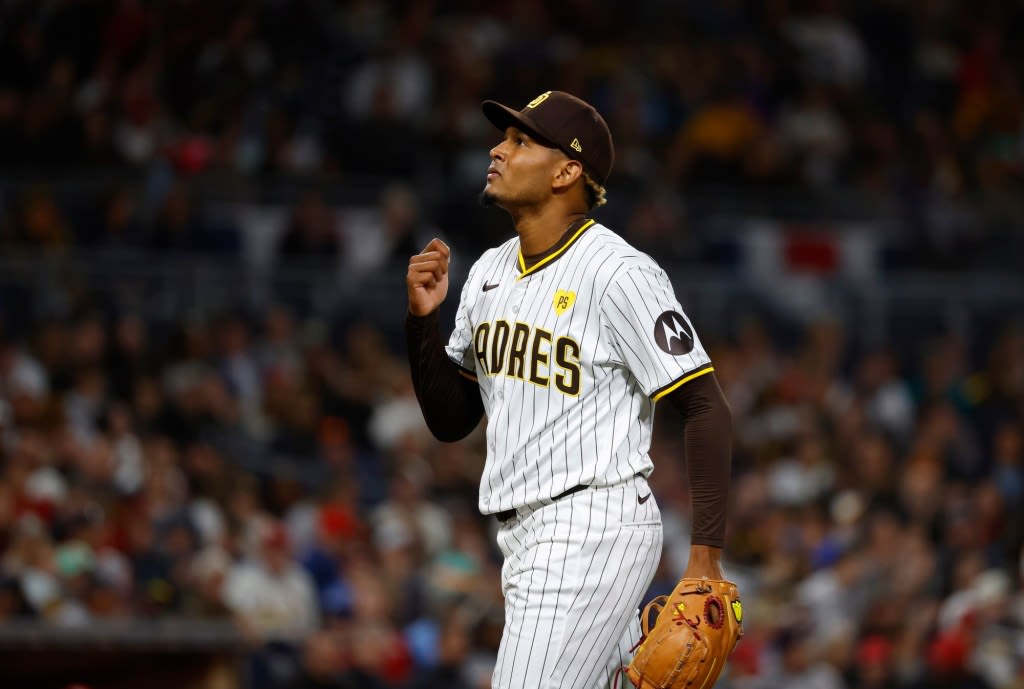 Padres notes: Reliever Jhony Brito replaces Randy Vásquez; Jurickson Profar talks HBPs