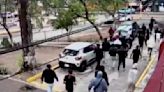 VIDEO: Así la riña entre porros en CCH Naucalpan que dejó un muerto; suspenden clases