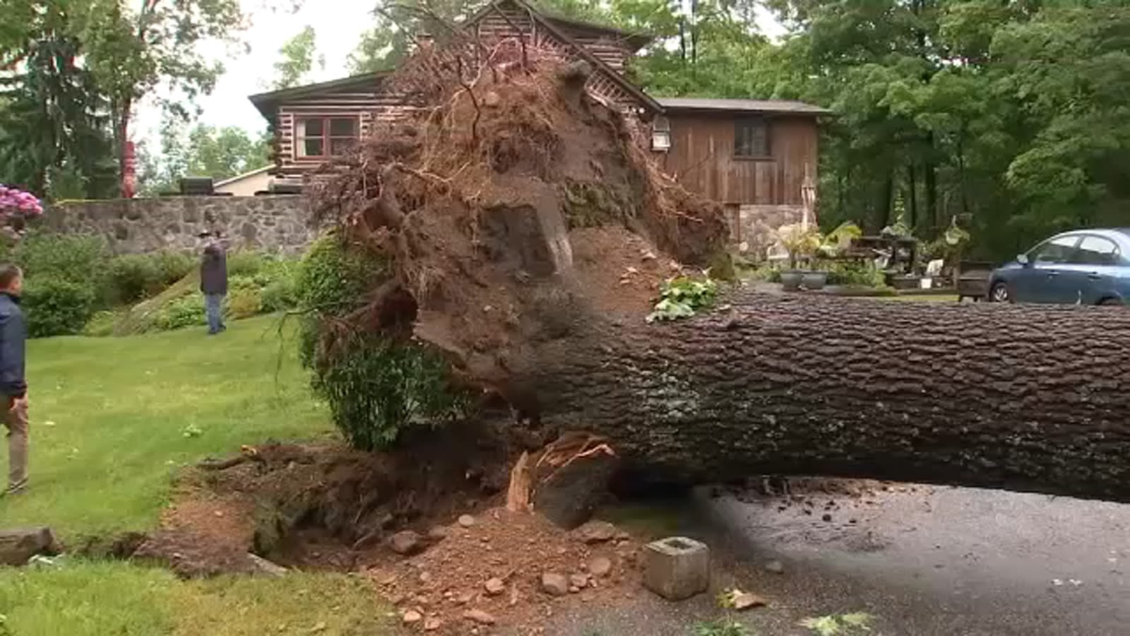 Severe storms leave trail of damage behind across Tri-State