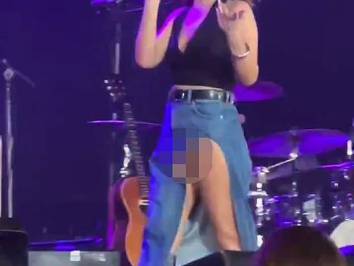 Maren Morris reacts to wardrobe malfunction at Fourth of July concert