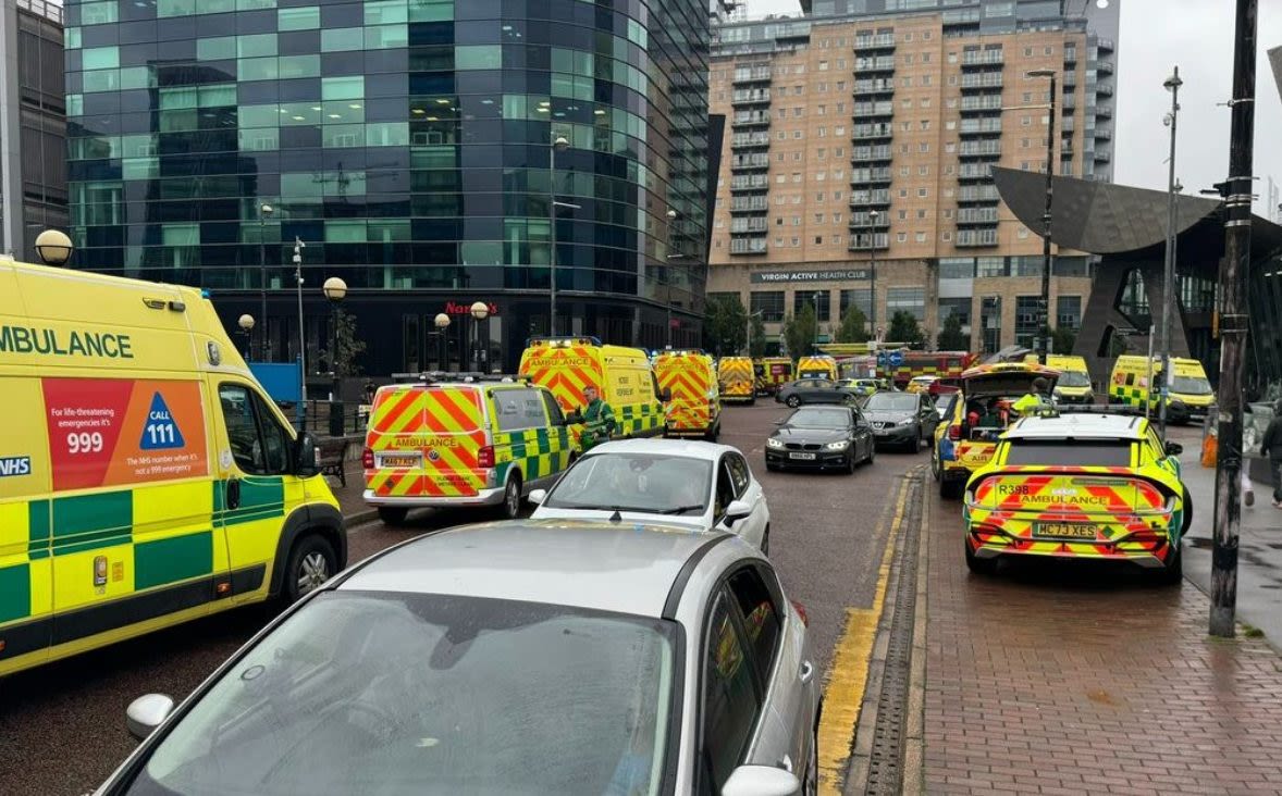 Ceiling ‘collapses’ in Pizza Express restaurant