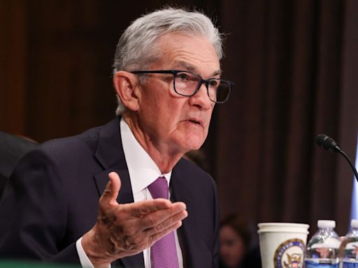 Jerome Powell suggests to Congress that Fed will hold on interest rates for now