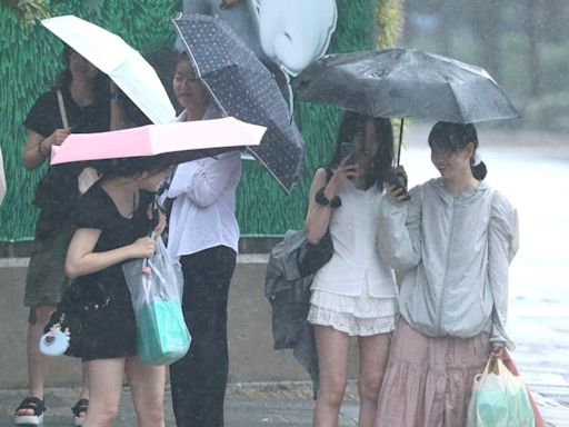 「熱帶擾動」成颱機率曝！今起大雨連炸2天 午後防雷雨 ｜壹蘋新聞網