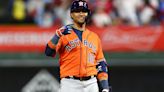 Gurriel, Iglesias agree to minor league deals with Marlins