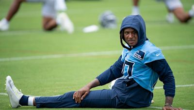 Titans' DeAndre Hopkins named a 'player to root for' in 2024