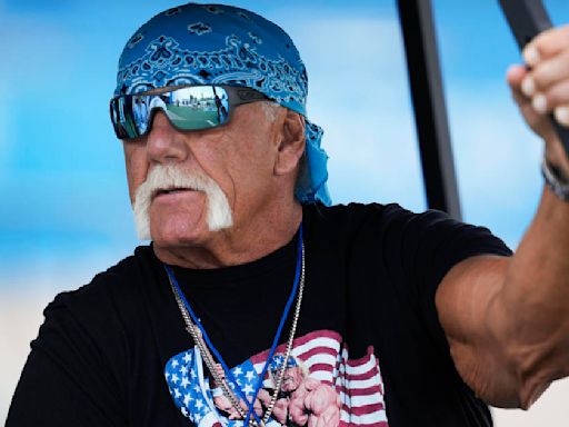 Hulk Hogan visits Detroit Lions training camp