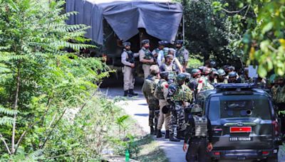 Encounter breaks out between terrorists, Indian security forces in J-K's Kulgam