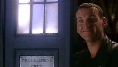 The Ninth Doctor Gets Adorable Chibi Doctor Who Drawing From Star Wars Comic Artist