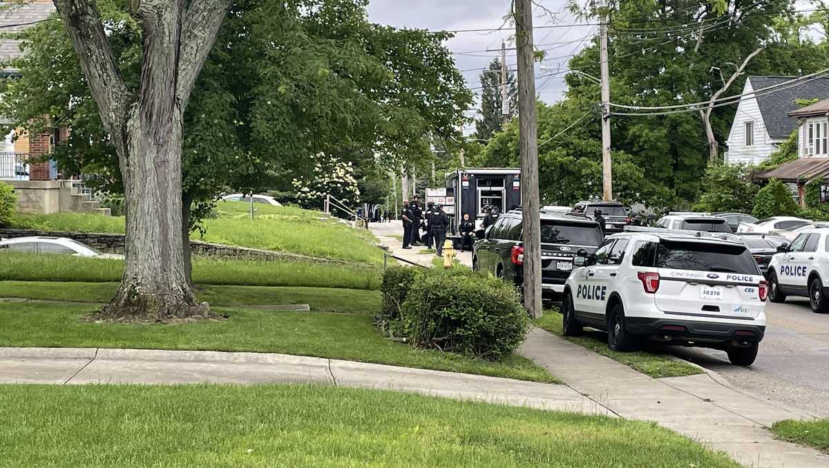 Hamilton County SWAT team responds to West Price Hill home Thursday