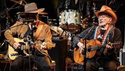 Willie Nelson Returns to the Stage Alongside Son Lukas After Brief Illness