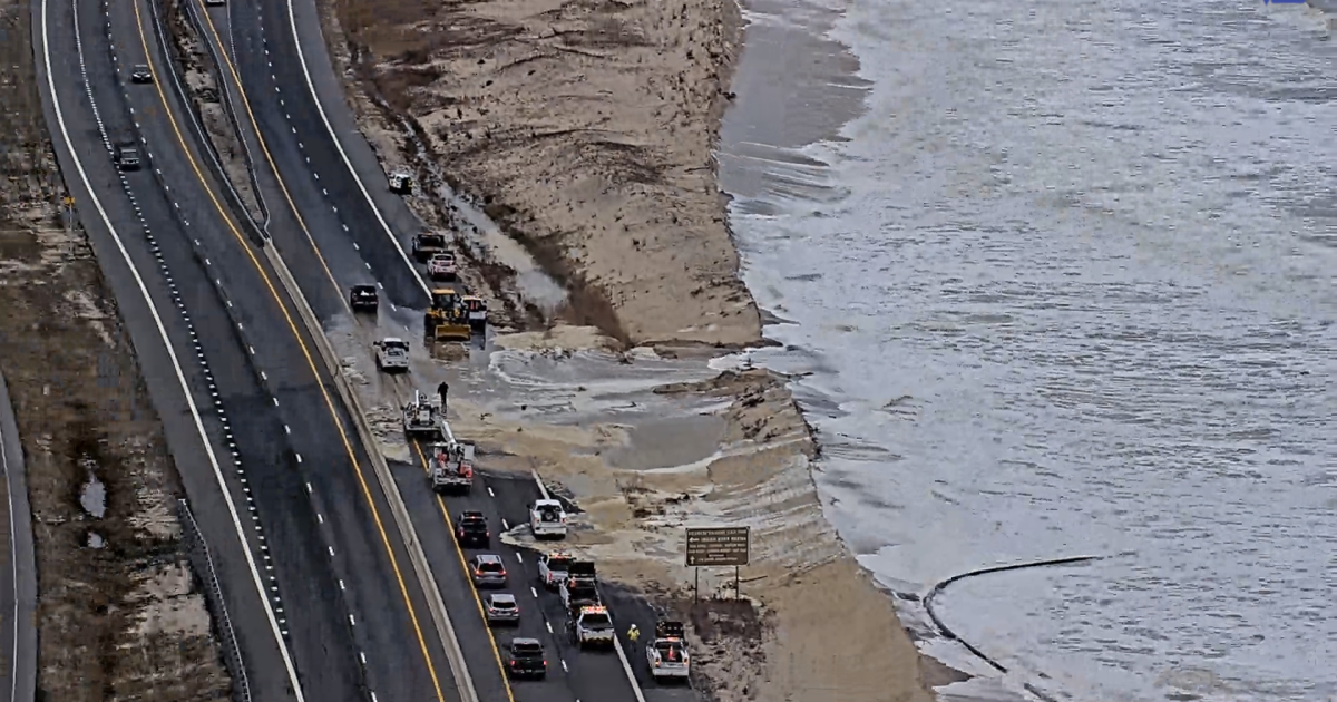 Carney Announces Emergency Repairs to Indian River Inlet Dunes