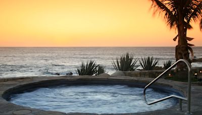 A woman is seeking $1 million, saying she saw her husband drown after being electrocuted in a jacuzzi at a Mexican resort