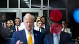 Líderes republicanos demostraron su lealtad a Trump acompañándolo en su juicio en Nueva York - El Diario NY