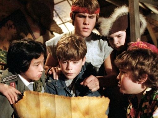 'Os Goonies': veja o antes e depois do elenco do filme, que pode ganhar continuação após 39 anos