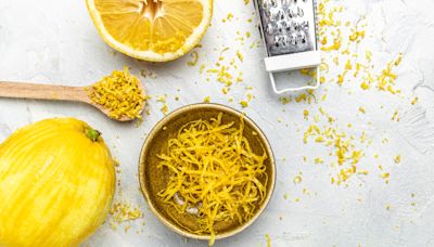 The Best Way To Use Leftover Lemon Zest Is Adding It To Your Sugar
