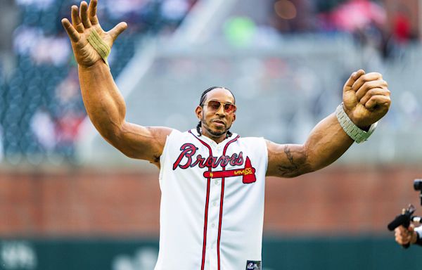 Ludacris threw out a first pitch at a Braves game unlike any you’ve ever seen