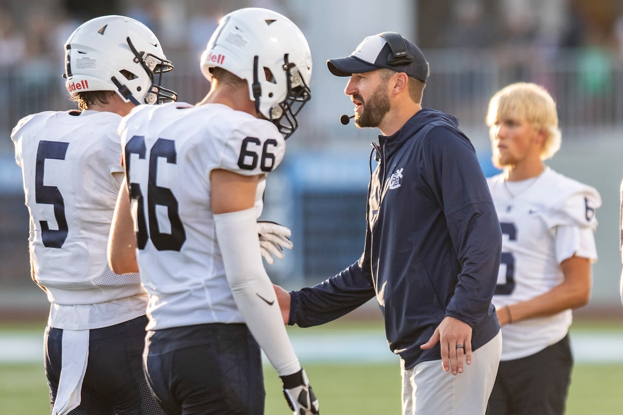 Detroit Lions honor South Christian football coach with weekly award