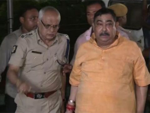 SC grants bail to Trinamool leader Anubrata Mondal in cattle smuggling case