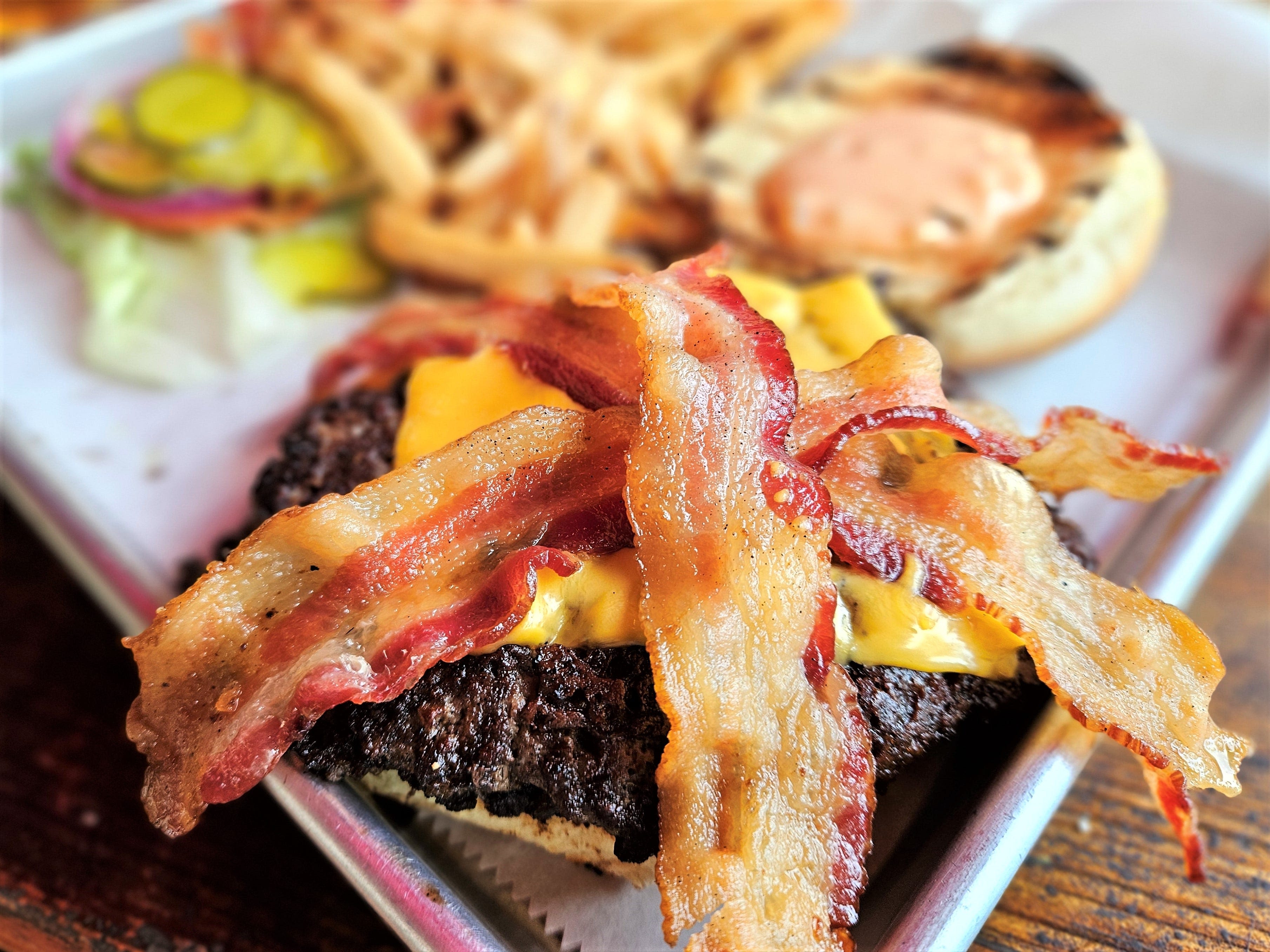 What’s the best burger restaurant in Florida? 15 favorites we love to recommend