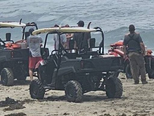 2 dead after getting caught in possible rip current off Stuart Beach