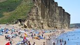 Burgers fly off the shelves as Brits soak up hottest day of the year