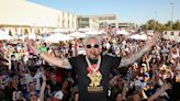 Guy Fieri signs $100 million contract for three more years at Food Network