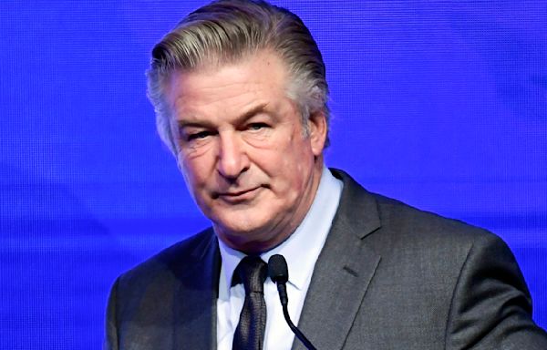 Involuntary manslaughter allegation against Alec Baldwin advances toward trial with new court ruling