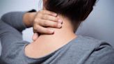 頸部按摩恐害腦中風 醫揭「危險三角區」要小心 - 健康