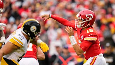 Chiefs Offense to See 'Return of Mahomes Bomb'?