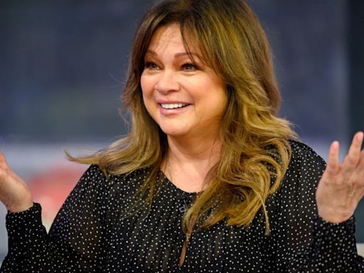 Valerie Bertinelli Cuddles Up to Boyfriend Mike Goodnough in New Video