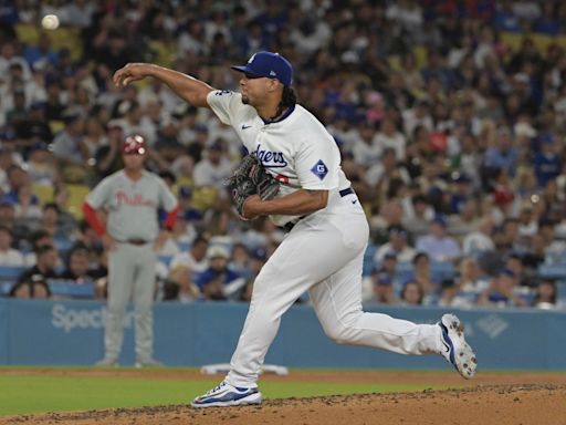 Dodgers News: Brusdar Graterol’s 2024 Debut Ends in Injury After Just Eight Pitches