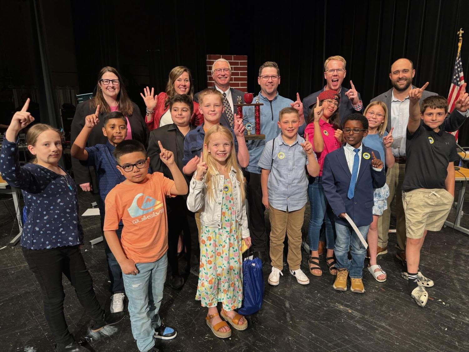 Community members participate in 'Are You Smarter than a 4th grader' fundraiser