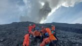 印尼火山爆發23死 生還者回憶：黑煙裡忽有拳頭大的落石迎面砸來